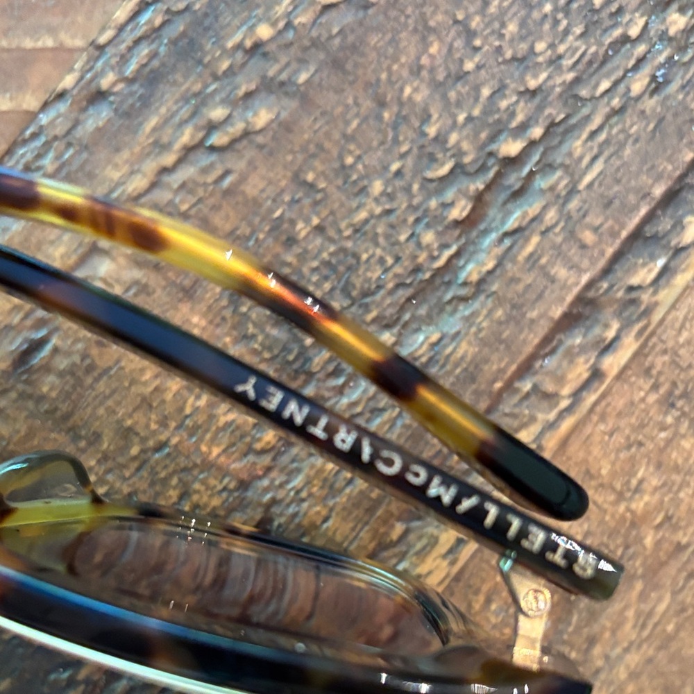 Stella McCarthy Tortoise Shell Square Sunglasses … - image 3